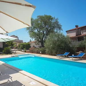 Apartments Vita Apartment Vinkuran